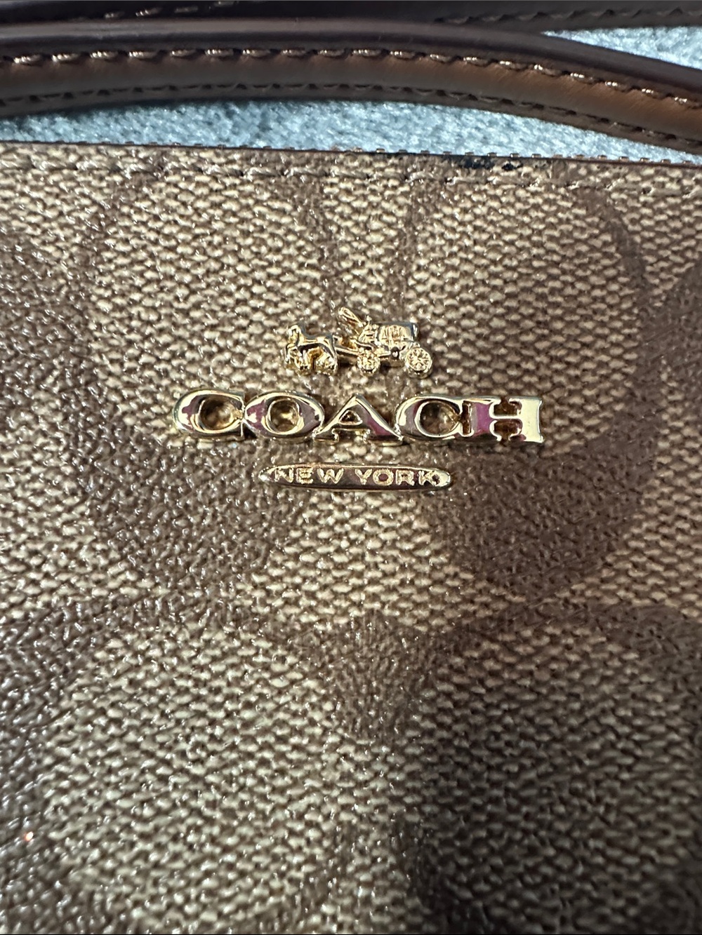 EUC/Like New Coach Brown Signature Canvas Wristlet with Gold Logo - Picture 5 of 6